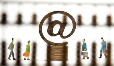 互聯網“寶寶”收益率持續走低 平均收益跌“破4”